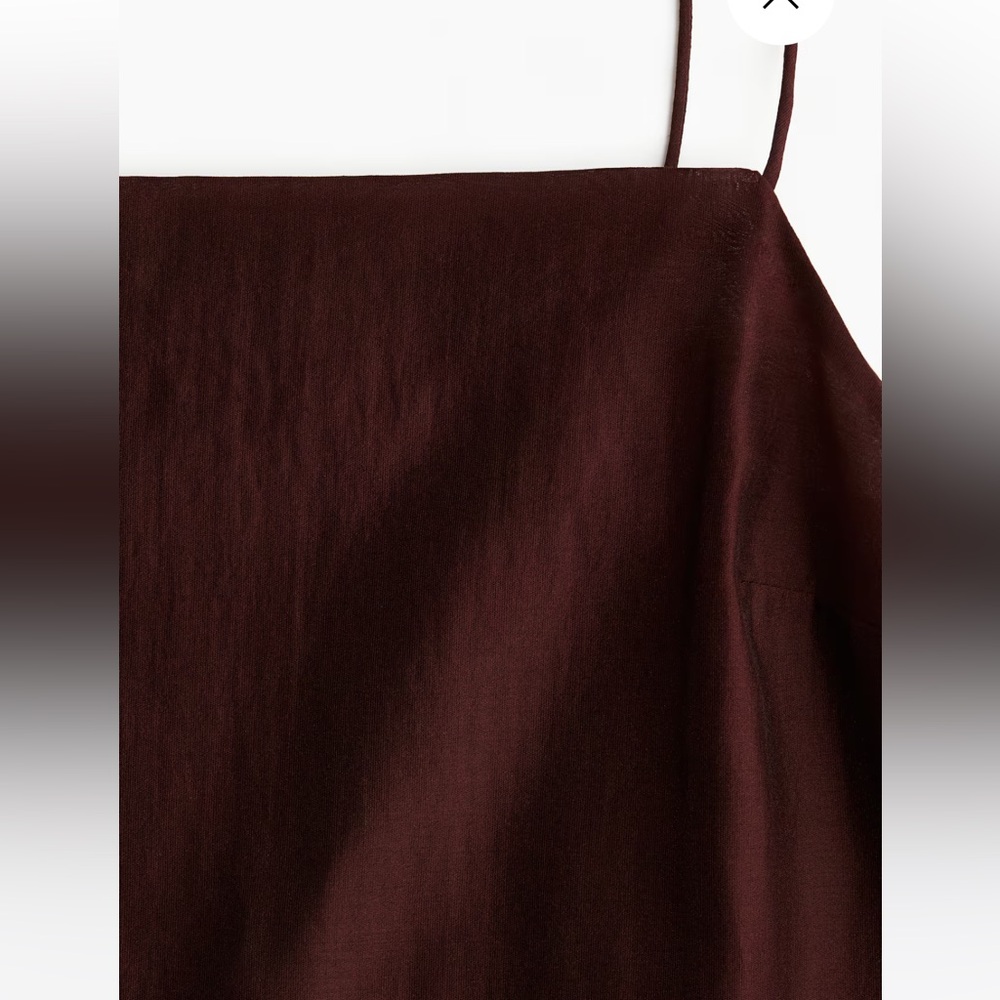 Sold out H&M slip dress with sheer bottom & side slit Burgundy red size small - Picture 5 of 6
